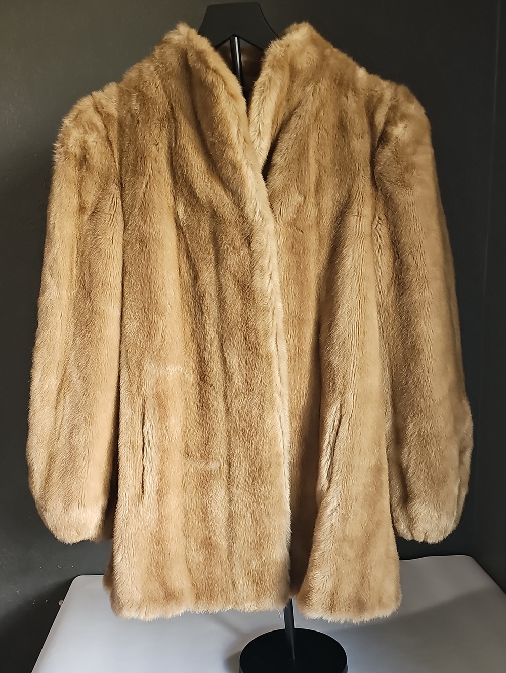 Women's Lux Fur Coat in Beige - Timeless Winter Outerwear